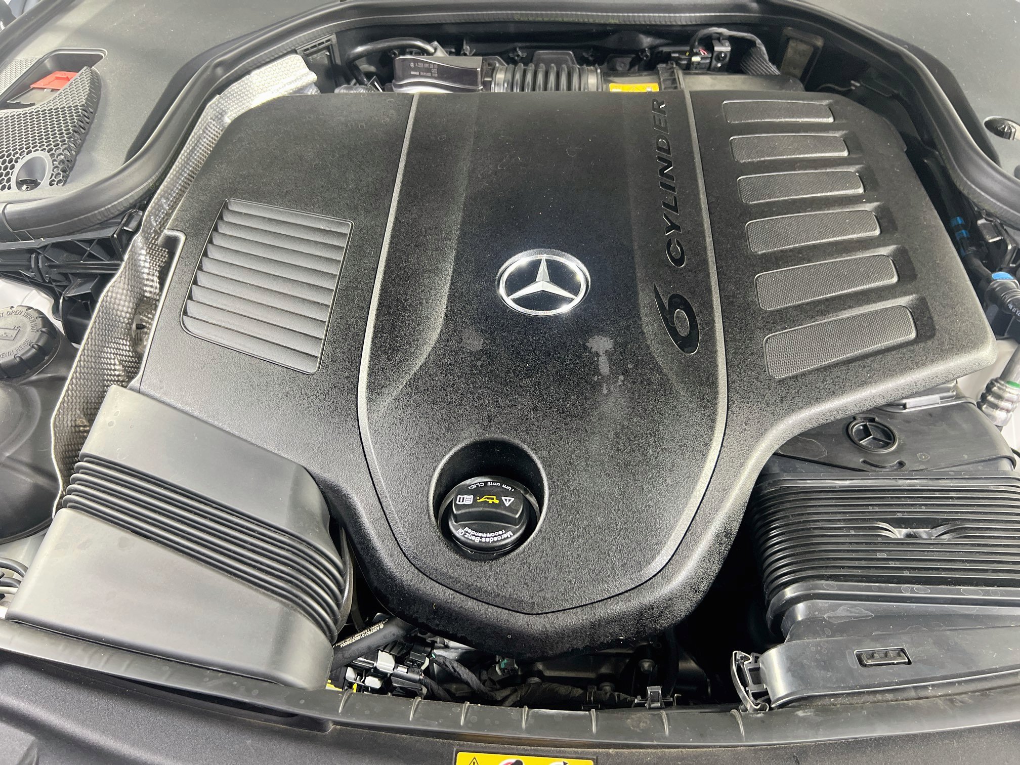 Used 2023 Mercedes-Benz E 450 4MATIC Cabriolet image 28