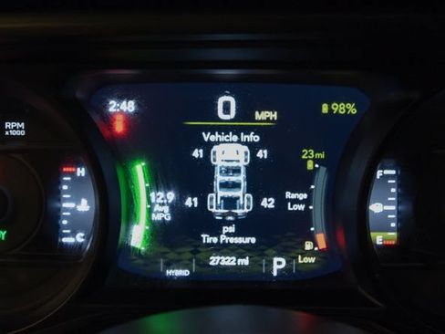 Used 2024 Jeep Wrangler Unlimited AWD/4WD image 26