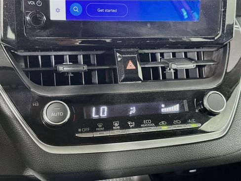 Used 2025 Toyota Corolla LE FWD image 23