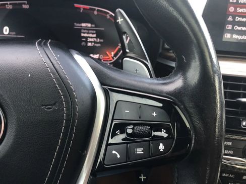 Used 2020 BMW 540i xDrive w/ Premium Package image 22