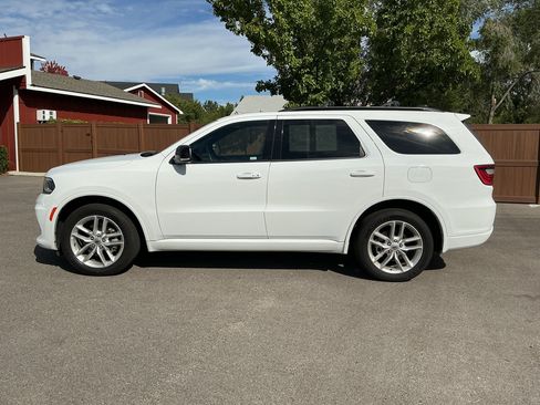 Used 2024 Dodge Durango GT AWD/4WD image 8