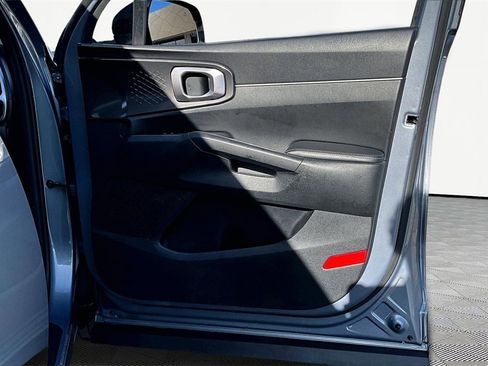 Used 2021 Kia Sorento S image 24