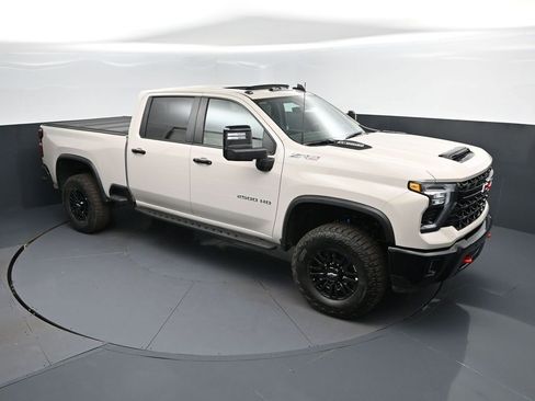 New 2026 Chevrolet Silverado 2500 ZR2 AWD/4WD image 40