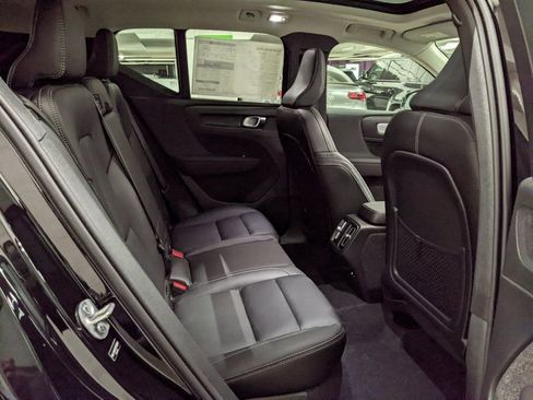 New 2026 Volvo XC40 B5 Plus w/ Climate Package image 25