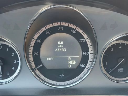 Used 2011 Mercedes-Benz E 350 Sedan image 35