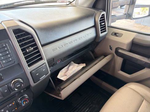 Used 2017 Ford F250 XL w/ Power Equipment Group image 34