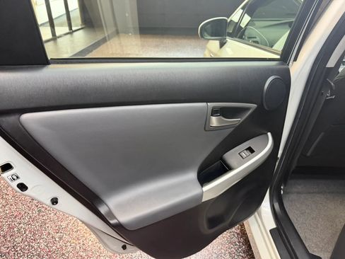 Used 2012 Toyota Prius Four FWD image 22