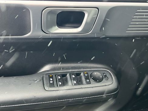 Used 2024 Hyundai Santa Fe SEL AWD/4WD image 25