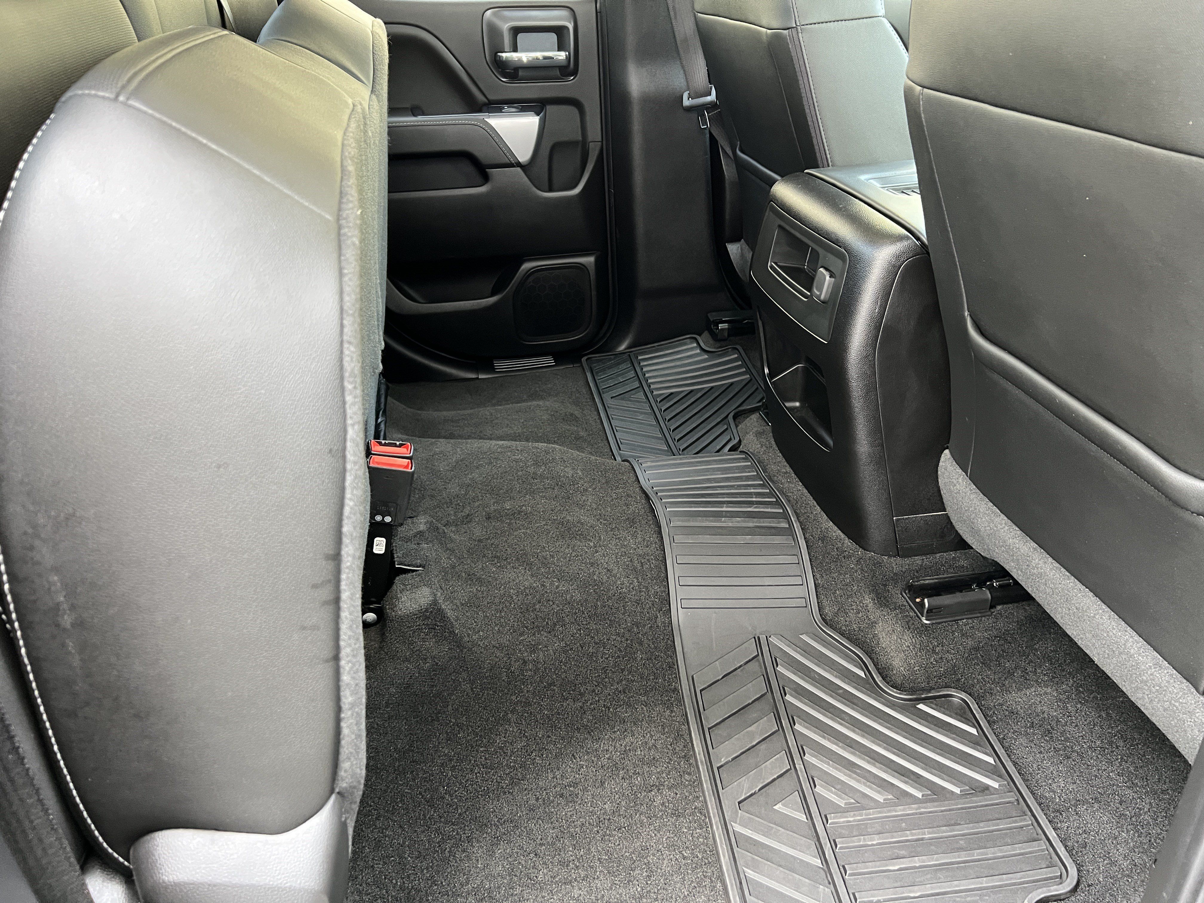Used 2018 Chevrolet Silverado 1500 LTZ Z71 AWD/4WD image 18