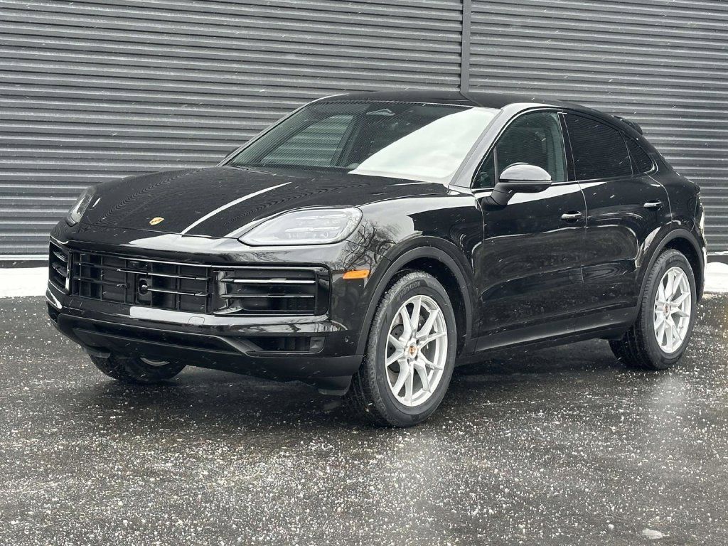 Used 2026 Porsche Cayenne Coupe AWD/4WD image 1