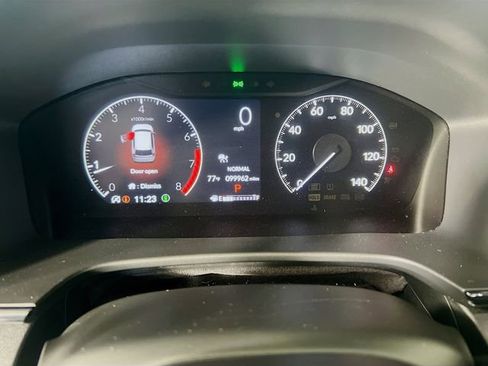 Used 2024 Honda CR-V LX image 15