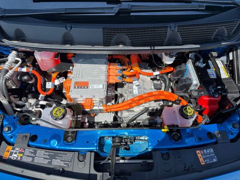 Used 2022 Chevrolet Bolt LT FWD image 20
