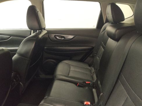 Used 2015 Nissan Rogue AWD image 18