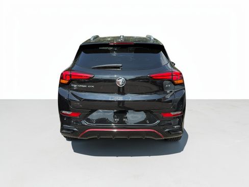 Used 2022 Buick Encore GX Select w/ Advanced Technology Package FWD image 2