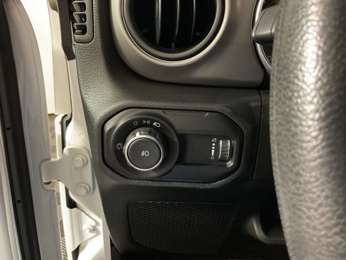 Used 2023 Jeep Wrangler Unlimited Sport AWD/4WD image 27