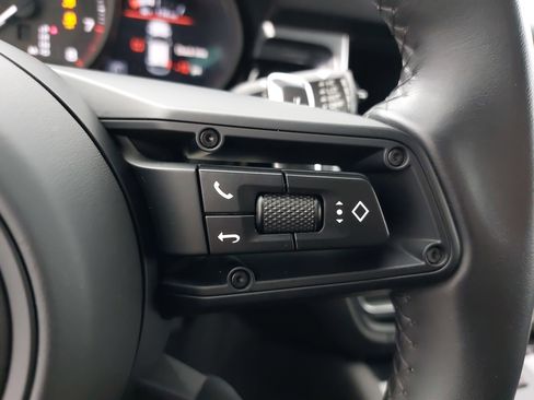 Used 2024 Porsche Macan Turbo w/ Premium Plus Package image 20