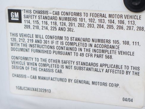 Used 2004 Chevrolet Silverado 3500 W/T image 38