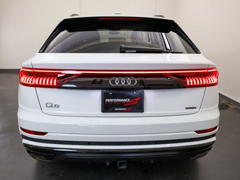 Used 2019 Audi Q8 Prestige AWD/4WD image 4
