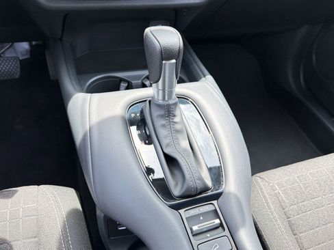 Used 2025 Honda HR-V LX image 16