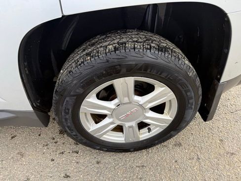 Used 2015 GMC Terrain SLE image 13