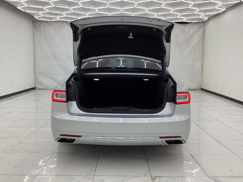 Used 2017 Lincoln Continental Premiere image 43