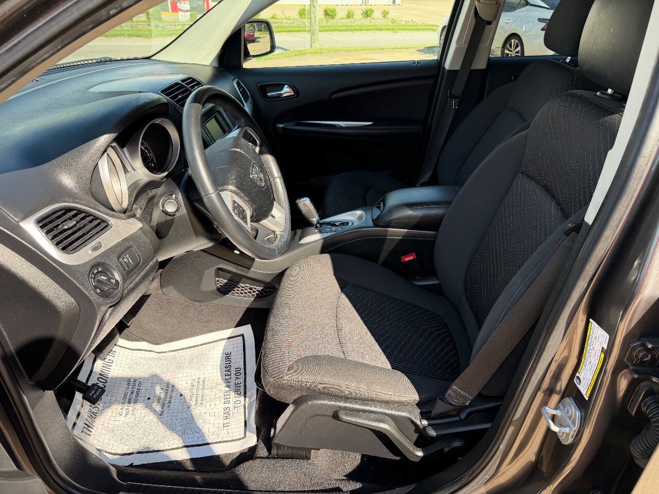 Used 2017 Dodge Journey SXT FWD image 11