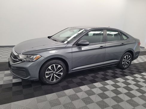 Used 2024 Volkswagen Jetta S FWD image 2