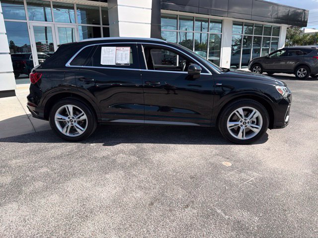 Used 2024 Audi Q3 2.0T Premium w/ Convenience Package AWD/4WD image 10
