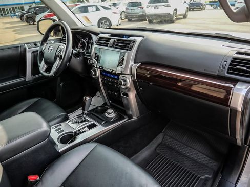 Used 2024 Toyota 4Runner Limited AWD/4WD image 20
