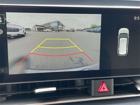 New 2026 Kia Carnival EX image 35