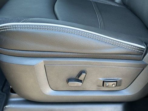 New 2025 RAM 2500 Limited image 10