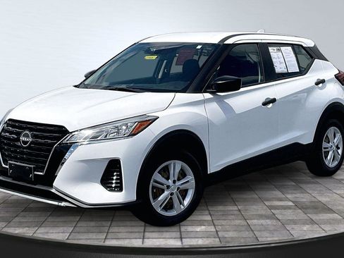 Certified 2023 Nissan Kicks S FWD image 14