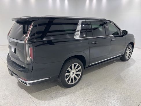Used 2021 Cadillac Escalade ESV Premium Luxury Platinum image 4