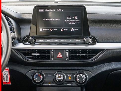 Certified 2023 Kia Forte LXS image 15