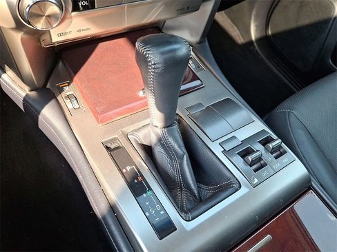 Used 2019 Lexus GX 460 image 15