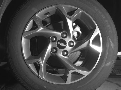 Used 2025 Chevrolet Trax LT FWD image 14