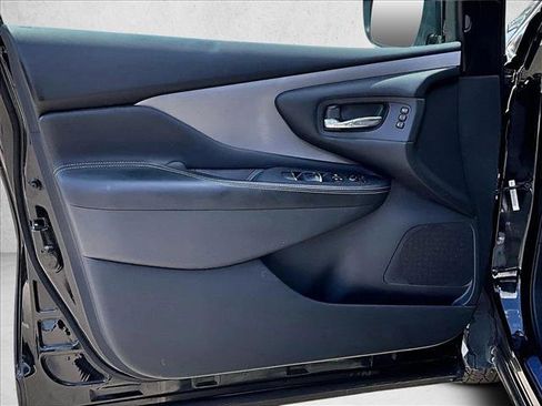 Used 2019 Nissan Murano SL w/ SL Technology Package image 17