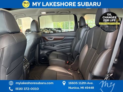 Used 2025 Subaru Ascent Touring AWD/4WD image 27