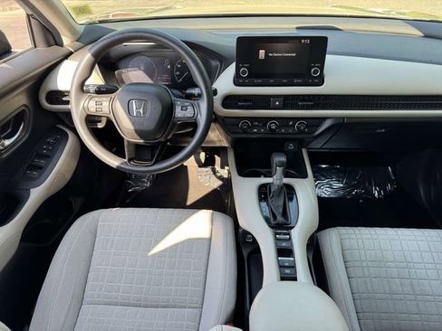 Certified 2023 Honda HR-V LX image 11