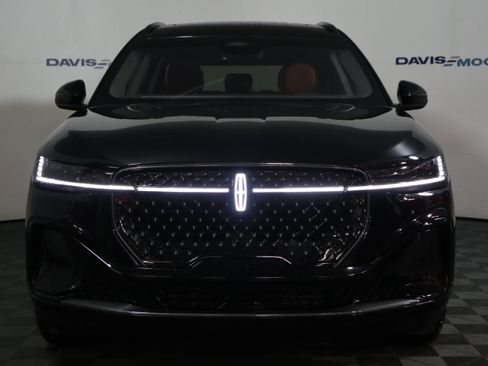 Used 2024 Lincoln Nautilus Black Label w/ Jet Appearance Package (87T) AWD/4WD image 13