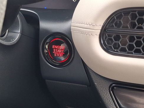 Used 2024 Honda HR-V LX image 22