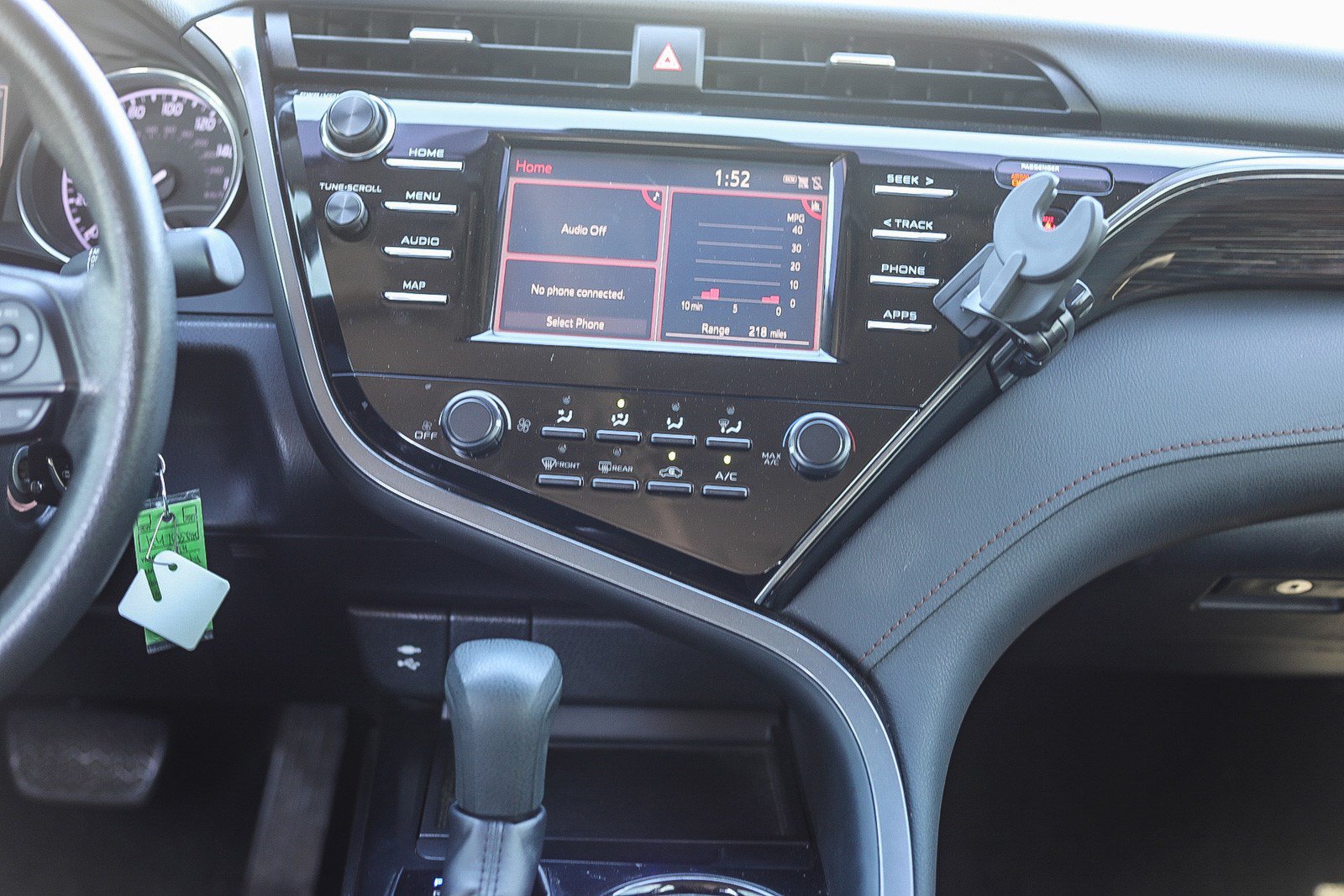 Used 2019 Toyota Camry LE w/ Carpet Mat Package FWD image 14