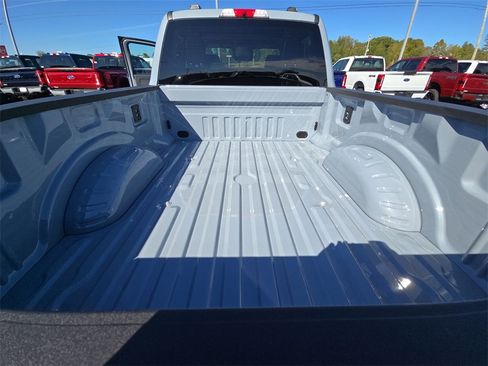 New 2026 Ford F350 Lariat image 23