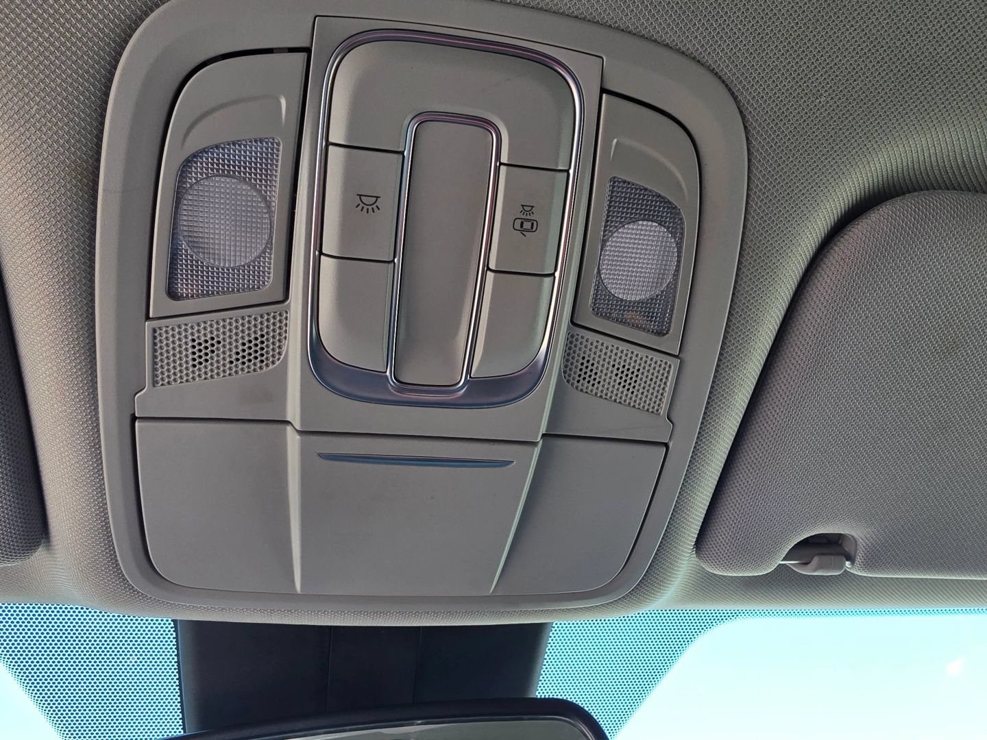 Used 2020 Hyundai Santa Fe SEL AWD/4WD image 29