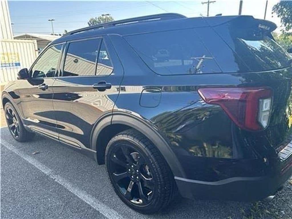Used 2023 Ford Explorer ST-Line w/ Class IV Trailer Tow Package RWD image 47