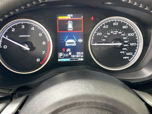Used 2023 Subaru Forester Limited AWD/4WD image 12