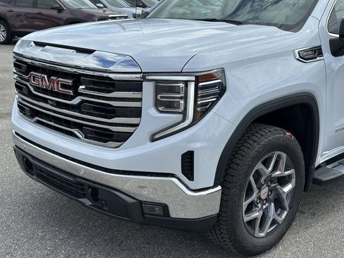 New 2026 GMC Sierra 1500 SLT w/ SLT Premium Plus Package AWD/4WD image 8