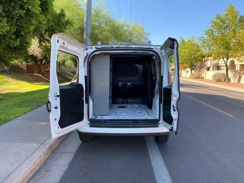 Used 2022 RAM ProMaster City Tradesman FWD image 8