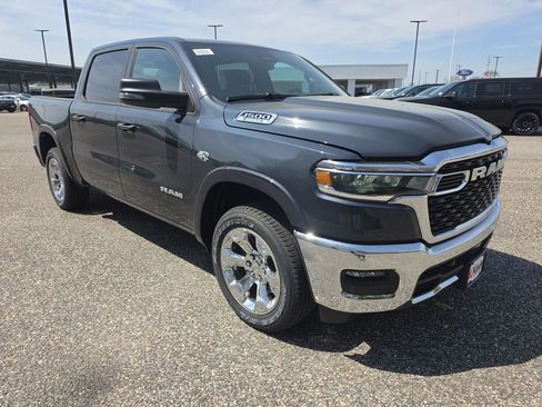 New 2026 RAM 1500 4x4 Crew Cab image 14