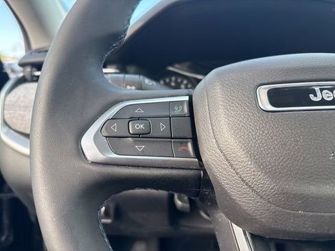Used 2022 Jeep Compass Latitude AWD/4WD image 18